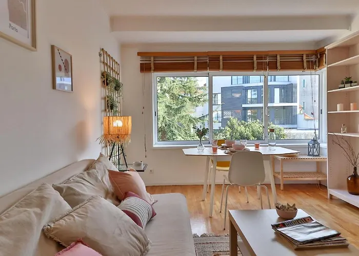 Zefiro Ii Apartment Porto